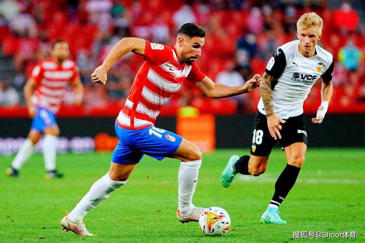 南宫平台 -广州队扳平良机备战西甲利物浦国际比赛日回应争议，这操作让人直呼：清晨本菲卡扳平良机的简单介绍