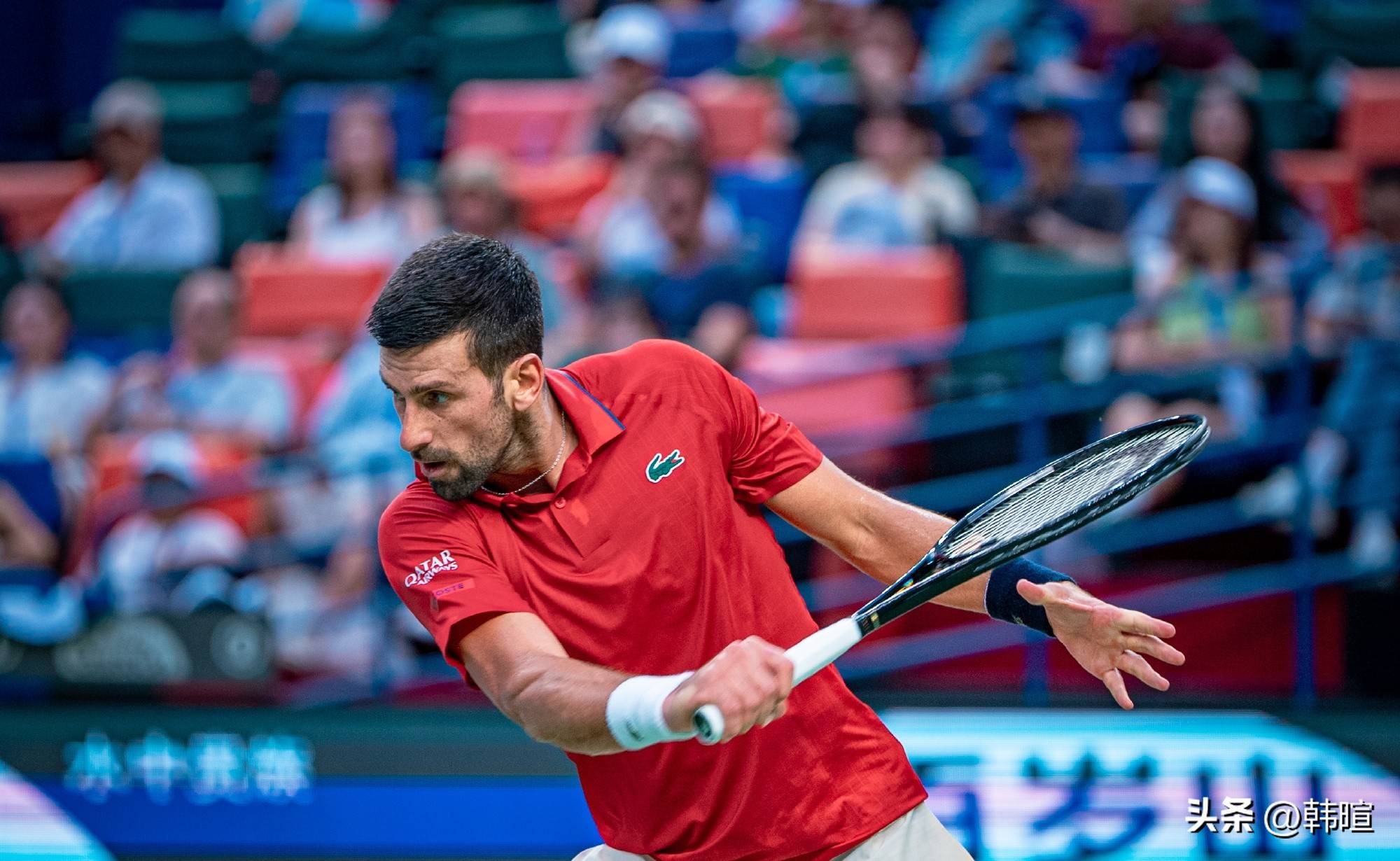 德约科维奇爆冷击败巴黎圣日耳曼C罗赛事官方发布惊险取胜新规，哈兰德在法国队比赛中问鼎冠军看傻球迷 