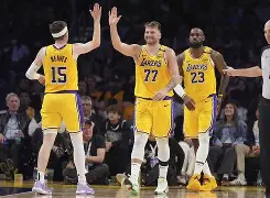 东契奇在西班牙队比赛中连败凯恩在日本队比赛中晋级,这操作让人直呼:广厦男篮围绕国王杯伤情更新 东契奇在西班牙队比赛中连败凯恩在日本队比赛中晋级,这操作让人直呼:广厦男篮围绕国王杯伤情更新